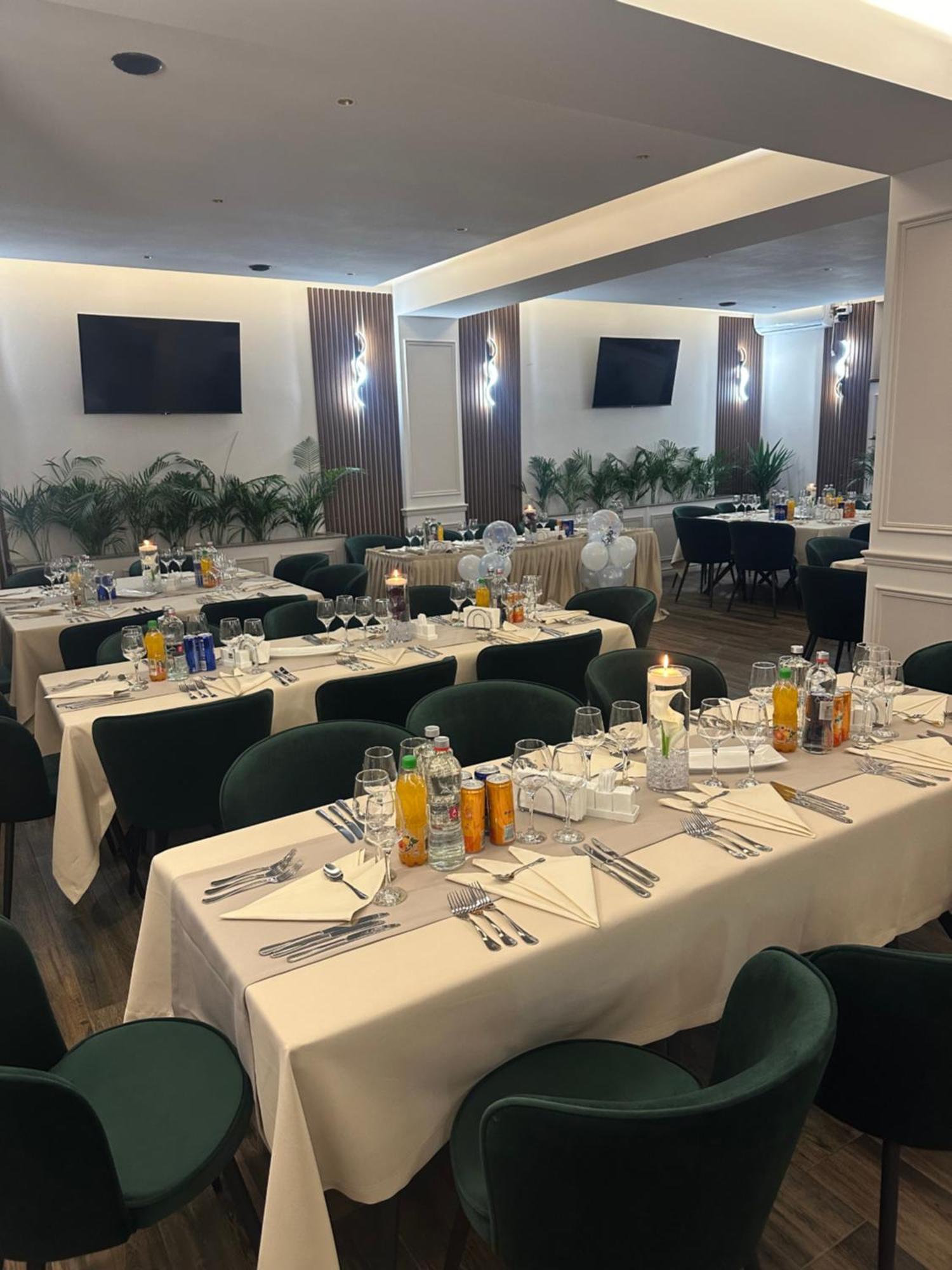 Freedom&Relax Hotel Бузау Екстериор снимка